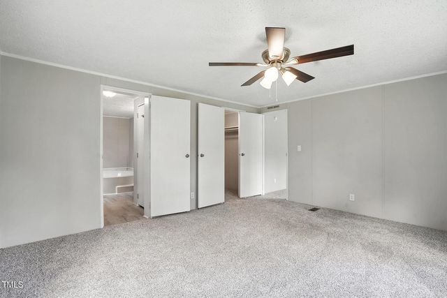 330 Sycamore Lane, Henderson, NC 27537