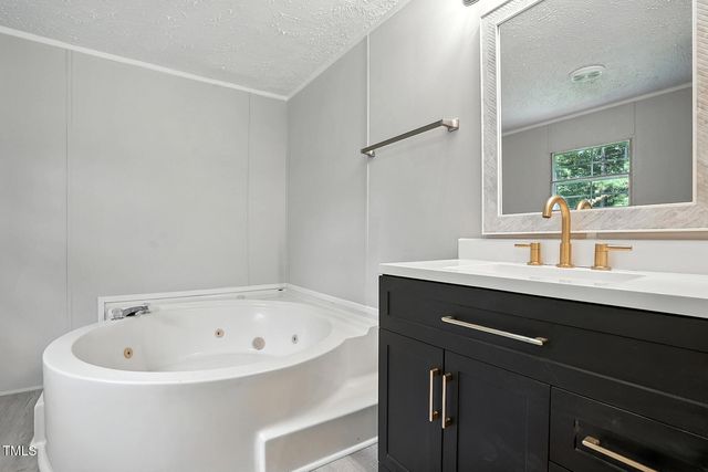 330 Sycamore Lane, Henderson, NC 27537