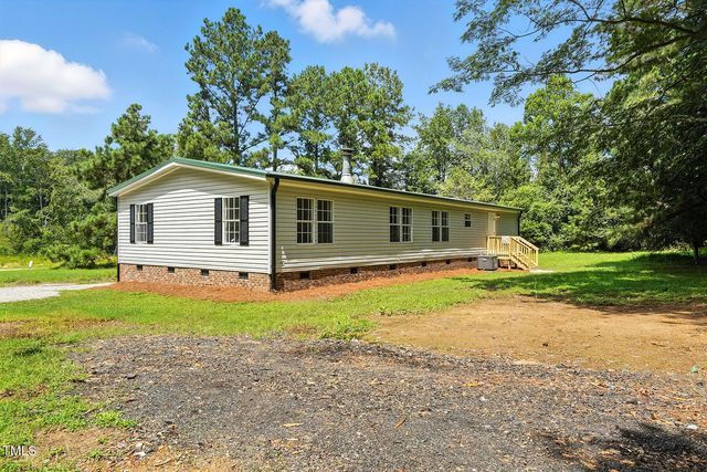 330 Sycamore Lane, Henderson, NC 27537