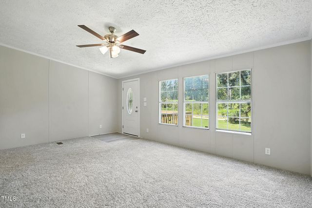 330 Sycamore Lane, Henderson, NC 27537
