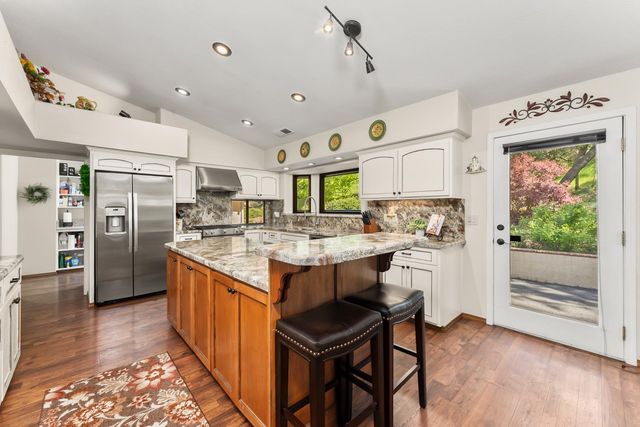 19461 Fiddletown Rd, Fiddletown, CA 95629
