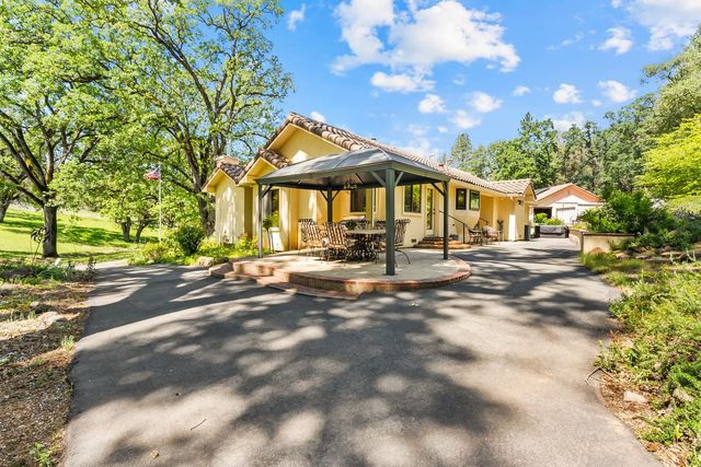 19461 Fiddletown Rd, Fiddletown, CA 95629