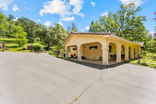 19461 Fiddletown Rd, Fiddletown, CA 95629