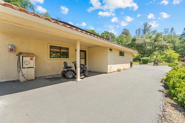 19461 Fiddletown Rd, Fiddletown, CA 95629