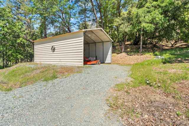 19461 Fiddletown Rd, Fiddletown, CA 95629