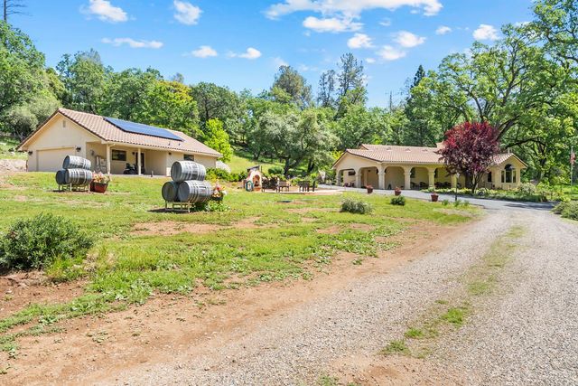 19461 Fiddletown Rd, Fiddletown, CA 95629