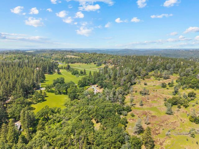 19461 Fiddletown Rd, Fiddletown, CA 95629