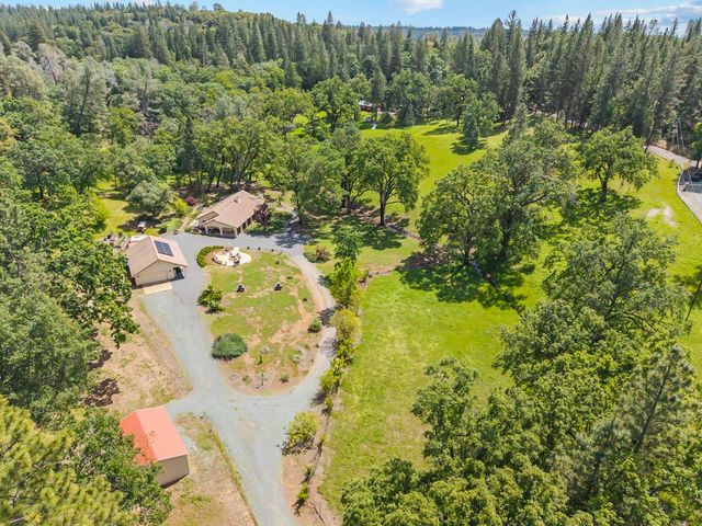 19461 Fiddletown Rd, Fiddletown, CA 95629