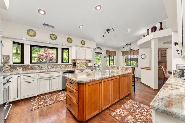 19461 Fiddletown Rd, Fiddletown, CA 95629