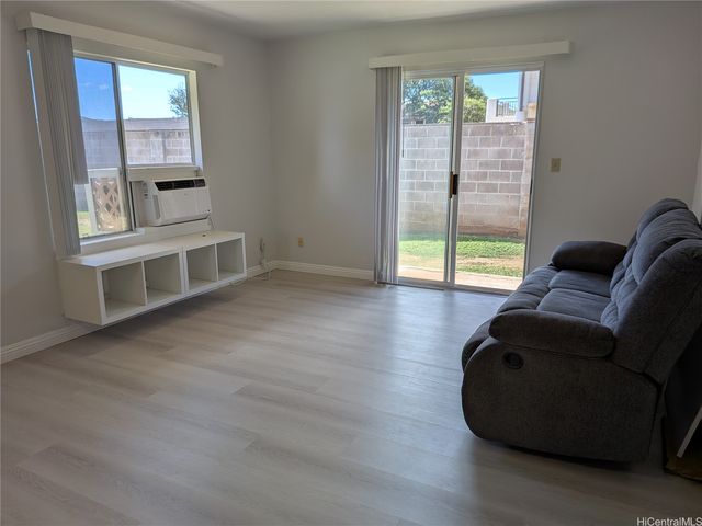 91-1165 Kamaaha Loop 14H, Kapolei, HI 96707