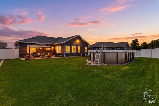 2020 Summerfield Lane, Bourbonnais, IL 60914