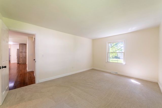 820 N 350 E, Valparaiso, IN 46383