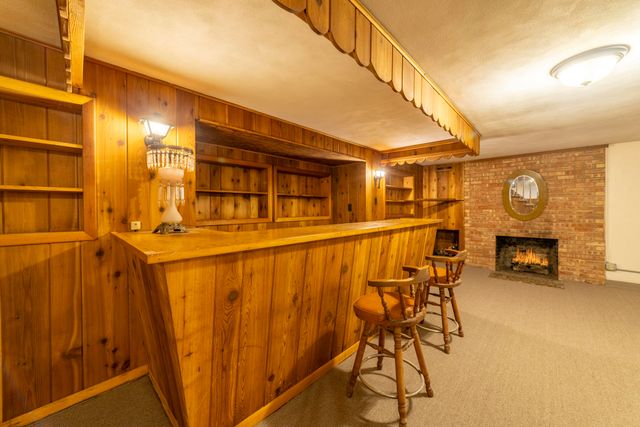 820 N 350 E, Valparaiso, IN 46383