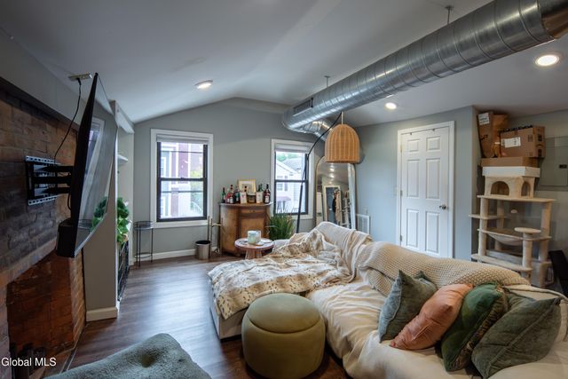 2439 5th Avenue, Troy, NY 12180