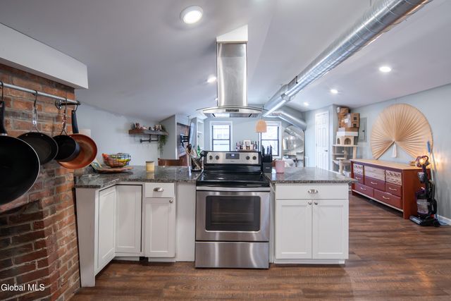 2439 5th Avenue, Troy, NY 12180