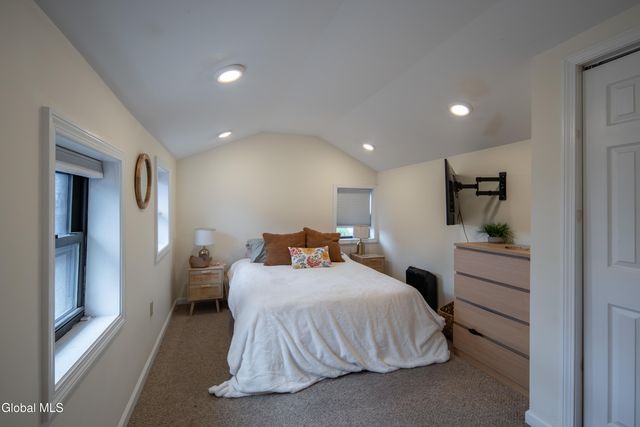 2439 5th Avenue, Troy, NY 12180