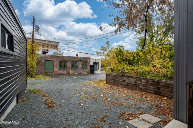 2439 5th Avenue, Troy, NY 12180