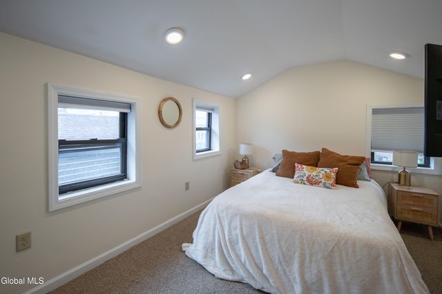 2439 5th Avenue, Troy, NY 12180