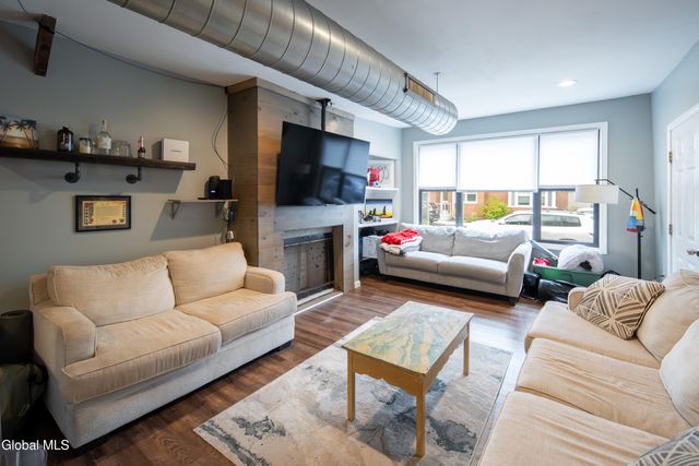 2439 5th Avenue, Troy, NY 12180