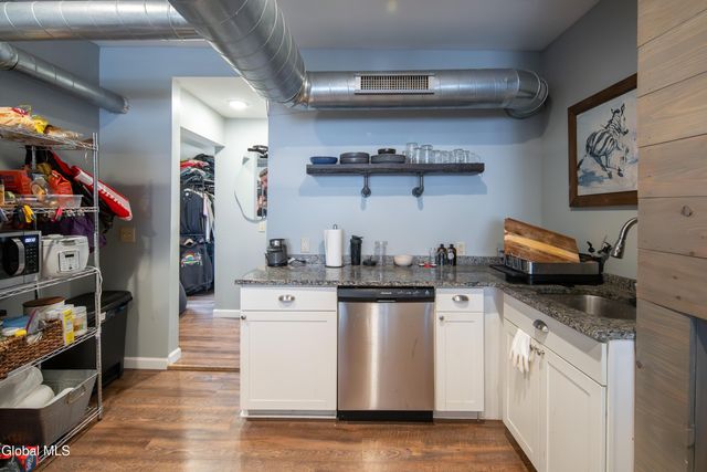 2439 5th Avenue, Troy, NY 12180