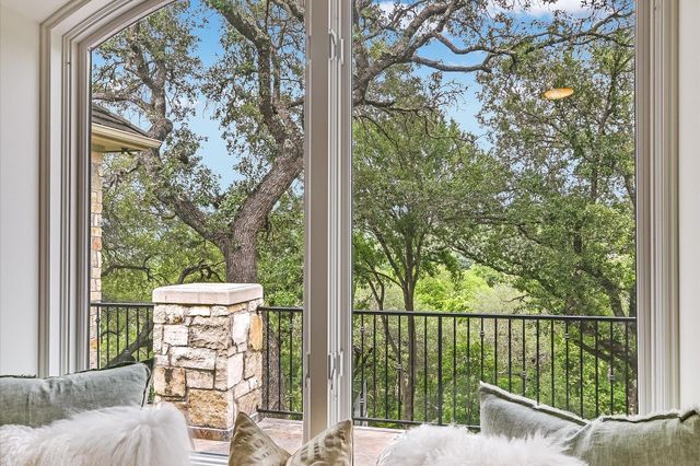 4646 Rockcliff RD, Austin, TX 78746