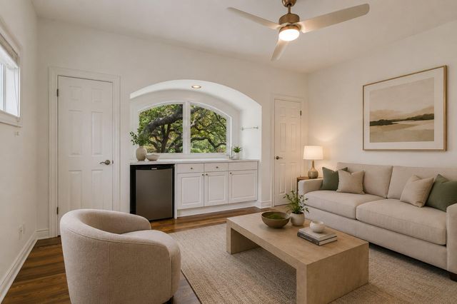 4646 Rockcliff RD, Austin, TX 78746