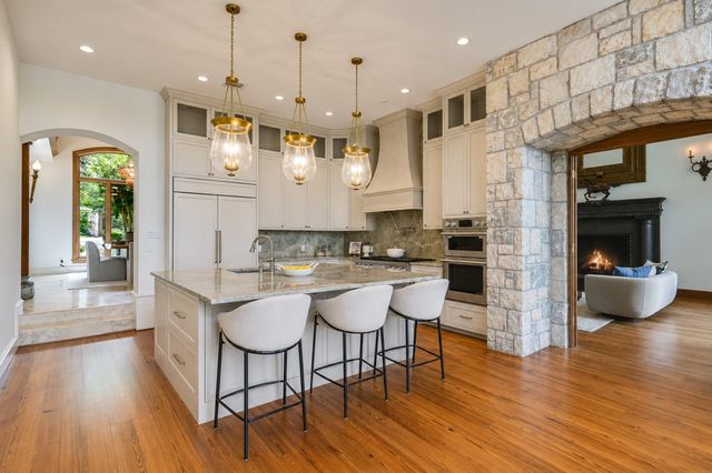 4646 Rockcliff RD, Austin, TX 78746