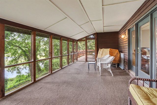 9808 Oak Forest Circle, Kalamazoo, MI 49009