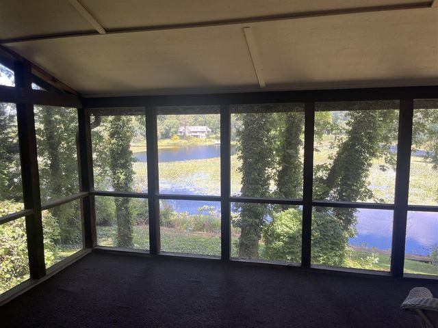 9808 Oak Forest Circle, Kalamazoo, MI 49009