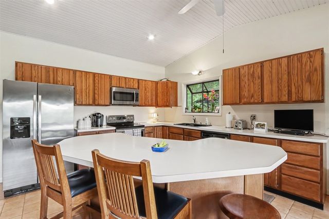 9808 Oak Forest Circle, Kalamazoo, MI 49009