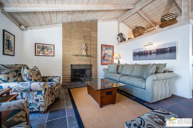 2240 E Miramonte Circle C, Palm Springs, CA 92264