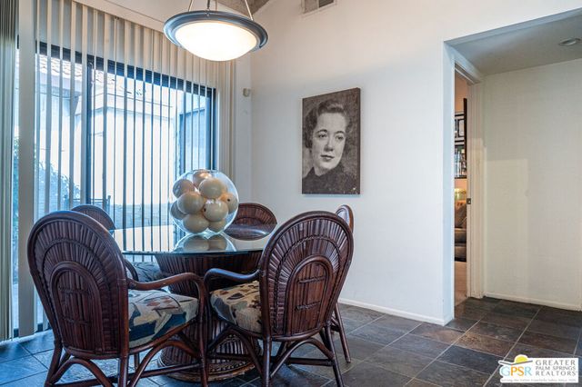 2240 E Miramonte Circle C, Palm Springs, CA 92264