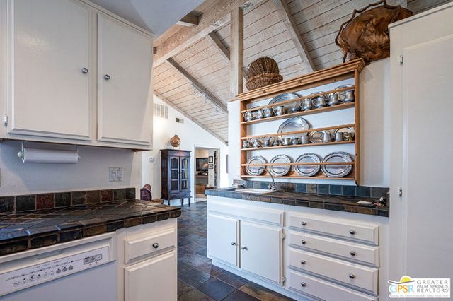 2240 E Miramonte Circle C, Palm Springs, CA 92264