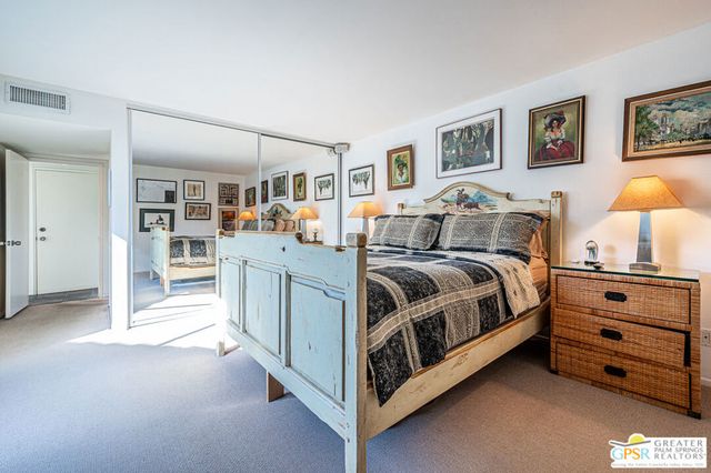 2240 E Miramonte Circle C, Palm Springs, CA 92264