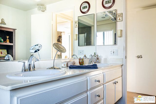 2240 E Miramonte Circle C, Palm Springs, CA 92264