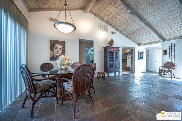 2240 E Miramonte Circle C, Palm Springs, CA 92264