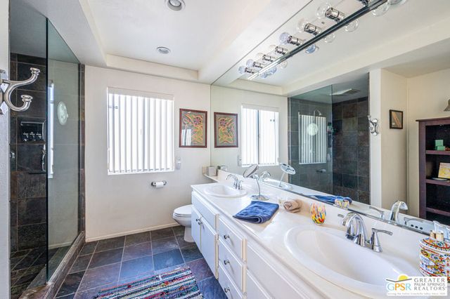 2240 E Miramonte Circle C, Palm Springs, CA 92264