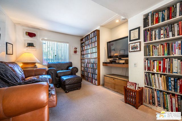 2240 E Miramonte Circle C, Palm Springs, CA 92264