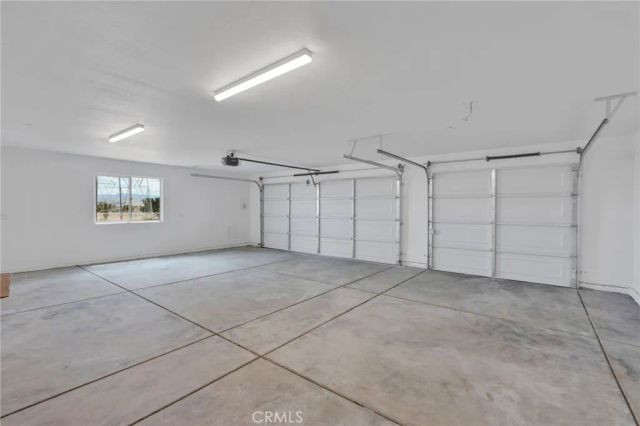 9835 Pyrite Avenue, Hesperia, CA 92345