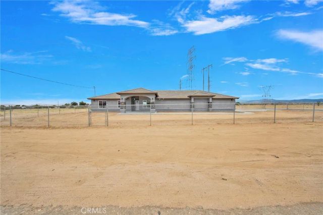 9835 Pyrite Avenue, Hesperia, CA 92345
