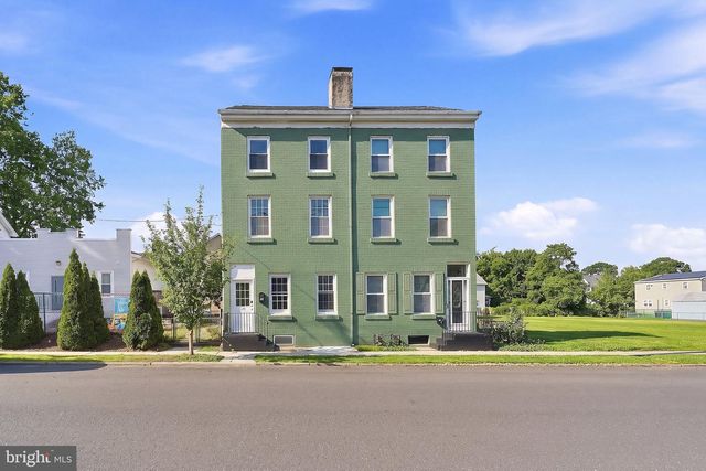 26 W 2ND ST, Florence, NJ 08518