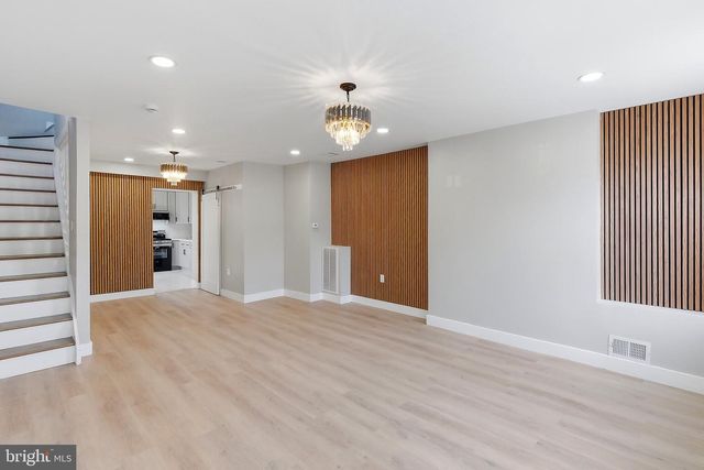 26 W 2ND ST, Florence, NJ 08518