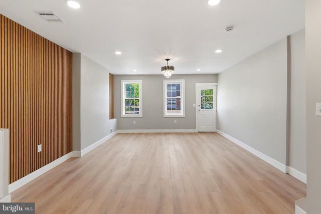 26 W 2ND ST, Florence, NJ 08518