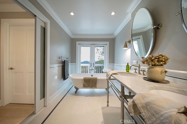 2665 Angelo Drive, Los Angeles, CA 90077
