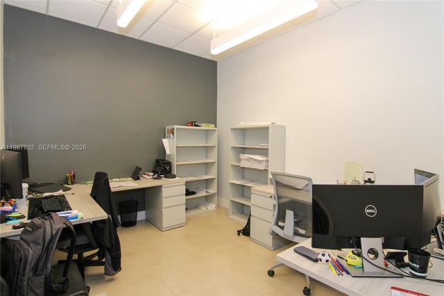 8119 NW 33rd St 8119, Doral, FL 33122