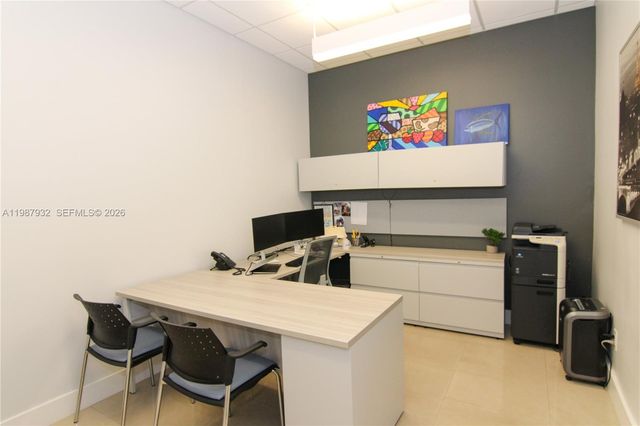 8119 NW 33rd St 8119, Doral, FL 33122