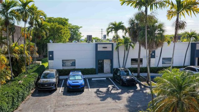 8119 NW 33rd St 8119, Doral, FL 33122