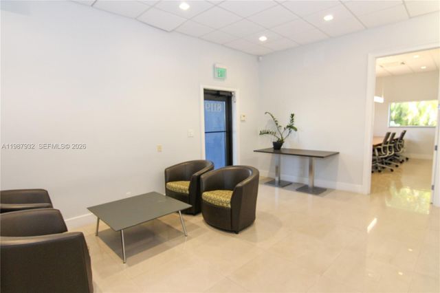 8119 NW 33rd St 8119, Doral, FL 33122