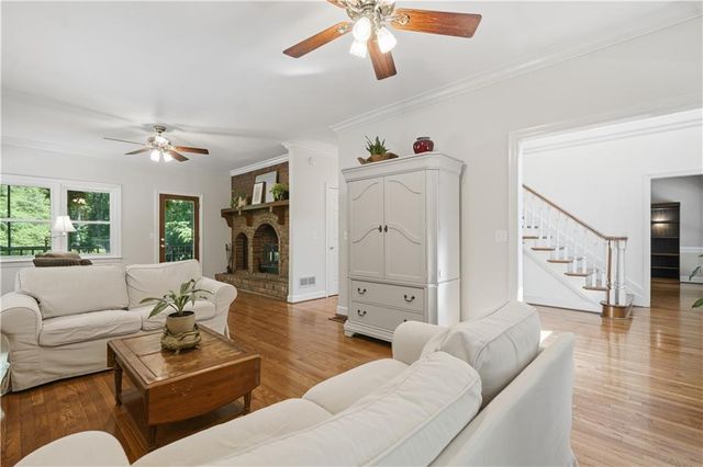 483 Martinique Trace, Canton, GA 30115