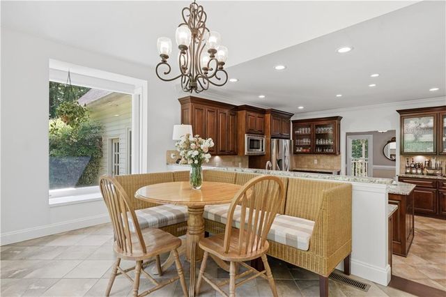 483 Martinique Trace, Canton, GA 30115